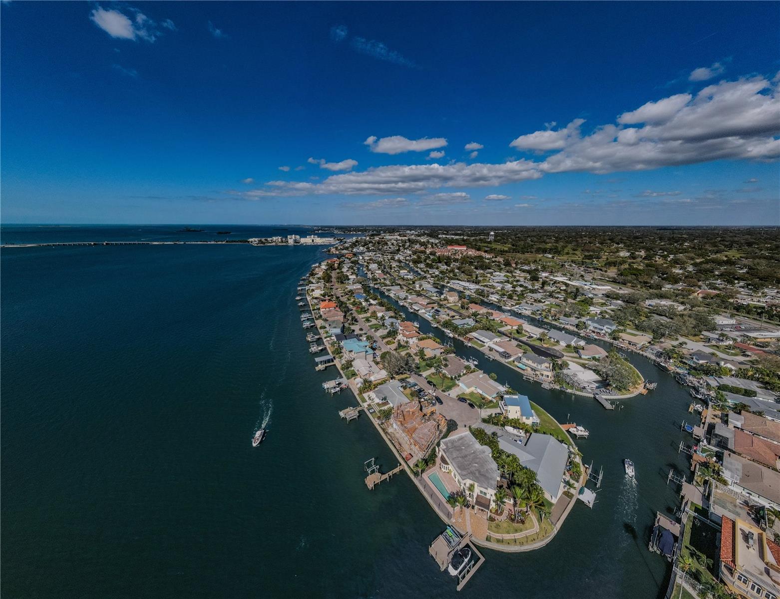 HARBOR VIEW VILLAS - Residential