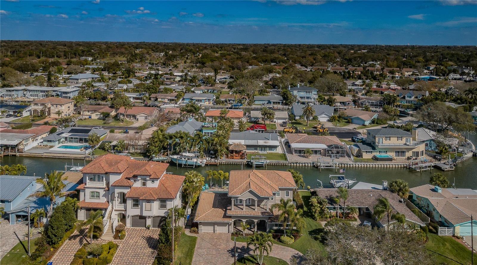 HARBOR VIEW VILLAS - Residential