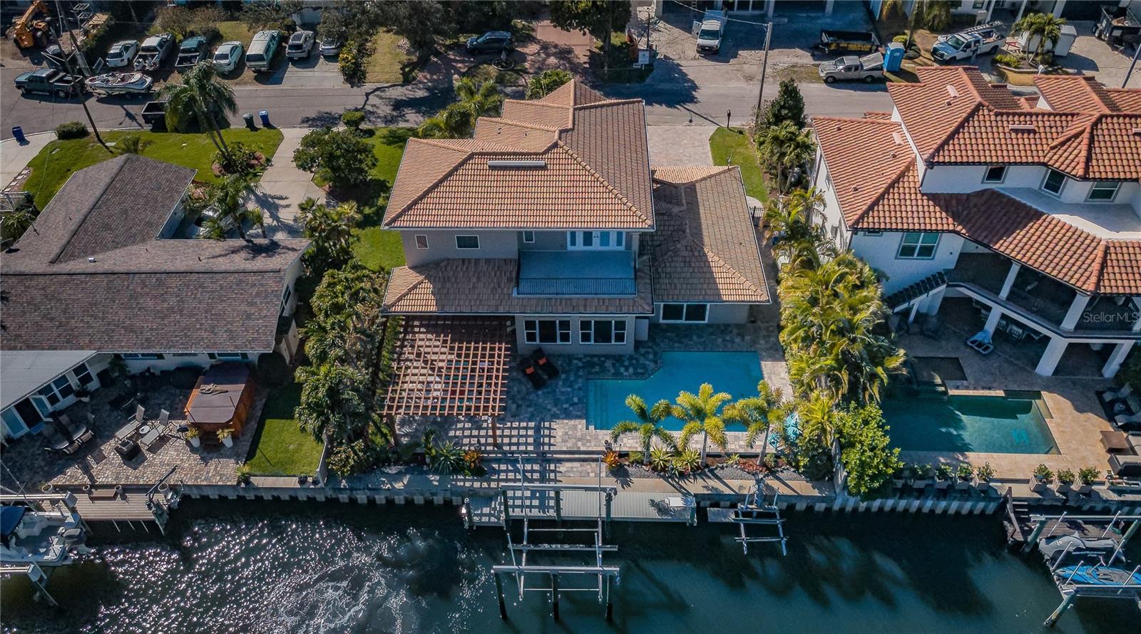 HARBOR VIEW VILLAS - Residential