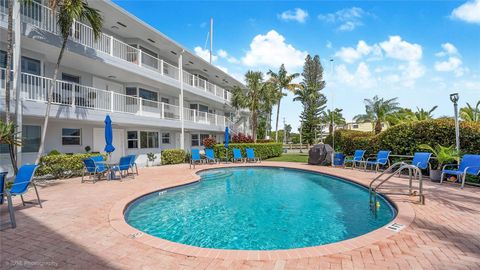 Photo of 535 Hendricks Isle #108, Fort Lauderdale, FL 33301 (MLS # O6393701)