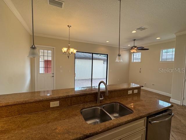 LAKESIDE VILLAGE TWNHMS - Residential Lease
