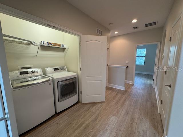 LAKESIDE VILLAGE TWNHMS - Residential Lease