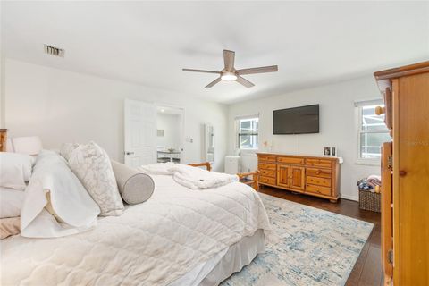Tiny photo for 3375 SE 1st Avenue, Ocala, FL 34471 (MLS # OM724500)