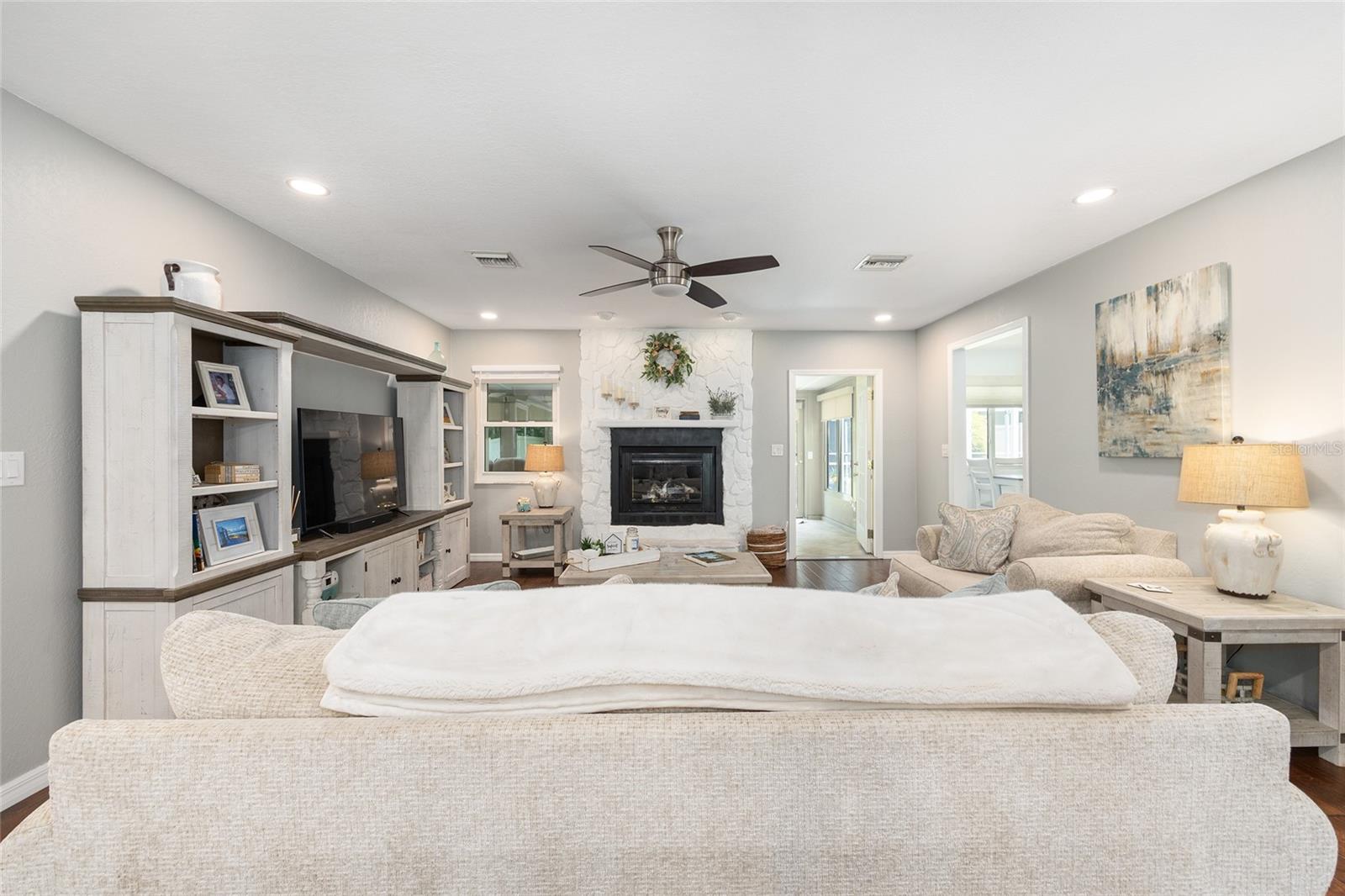 WINDSTREAM - Residential