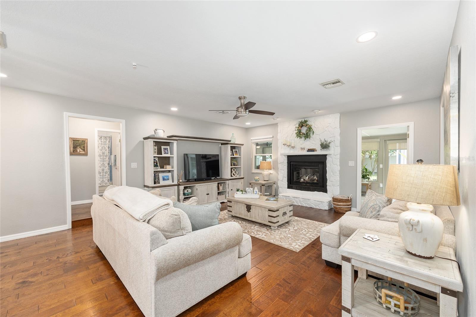 WINDSTREAM - Residential