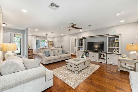 Tiny photo for 3375 SE 1st Avenue, Ocala, FL 34471 (MLS # OM724500)