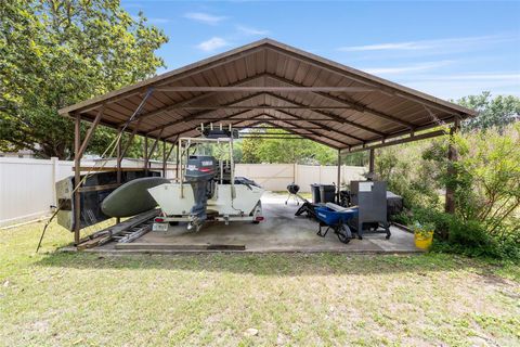Tiny photo for 3375 SE 1st Avenue, Ocala, FL 34471 (MLS # OM724500)