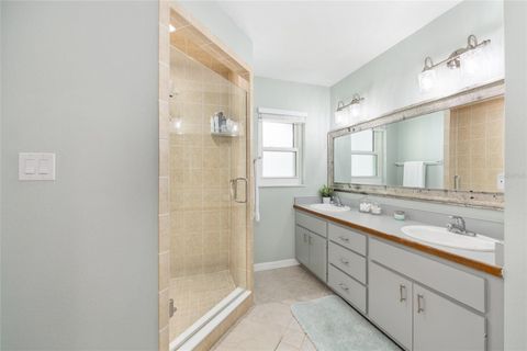 Tiny photo for 3375 SE 1st Avenue, Ocala, FL 34471 (MLS # OM724500)