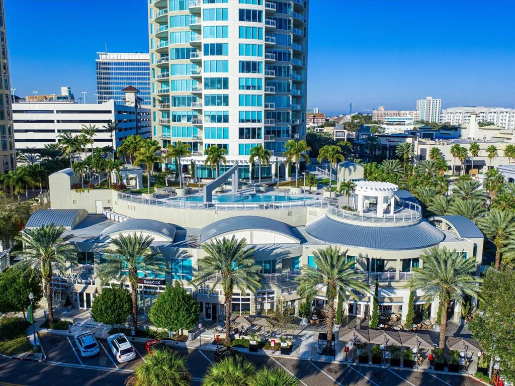 OVATION CONDO - Residential