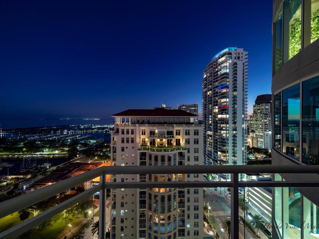 OVATION CONDO - Residential