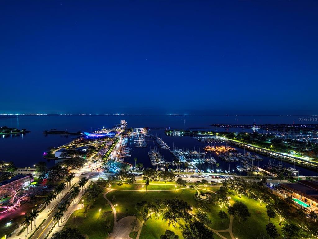 OVATION CONDO - Residential