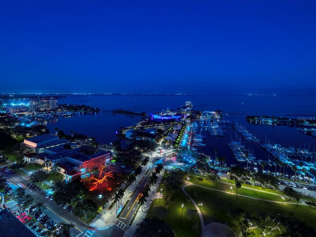 OVATION CONDO - Residential