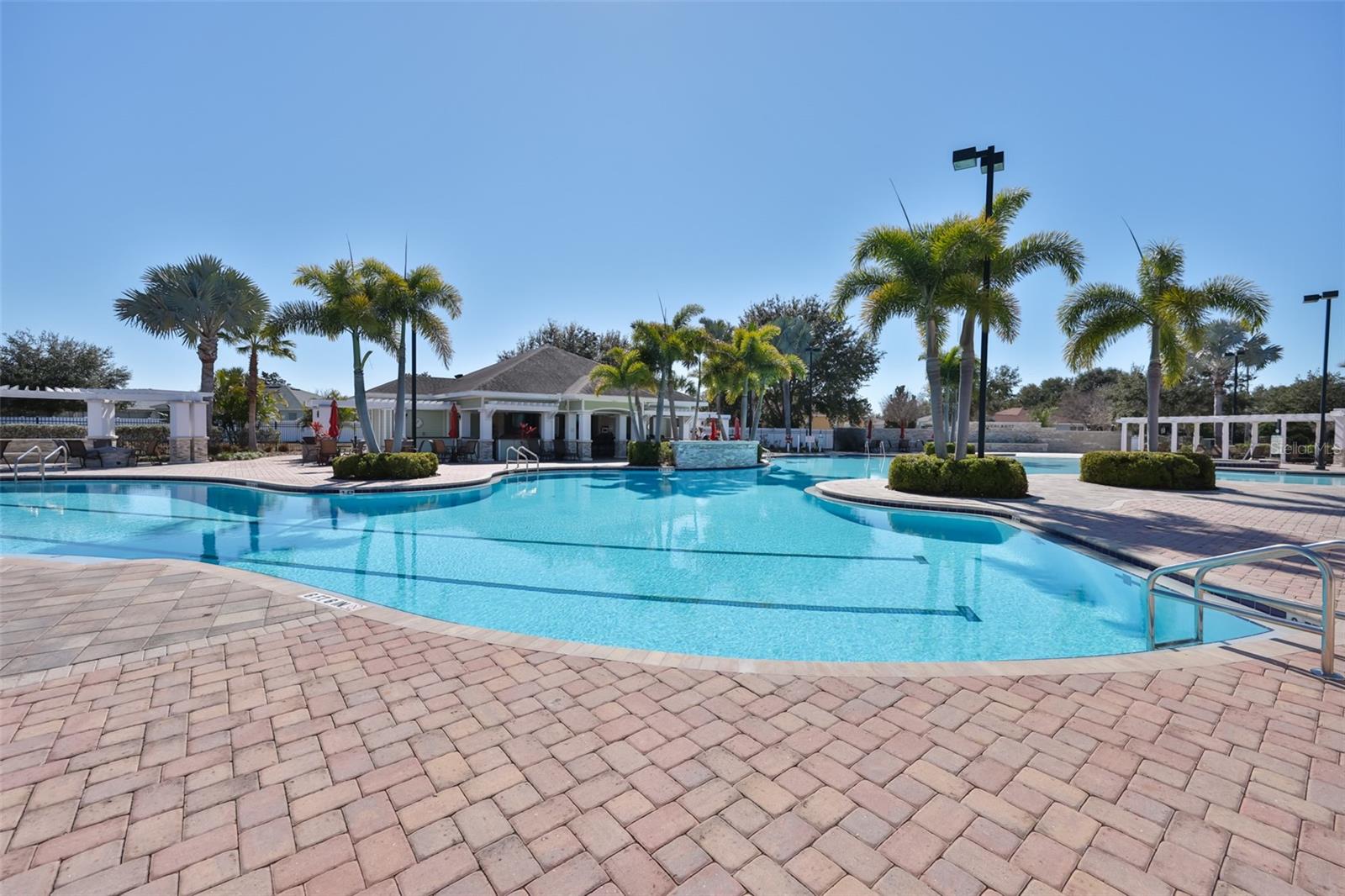 RIVERCREST TWNHMS WEST PHAS - Residential