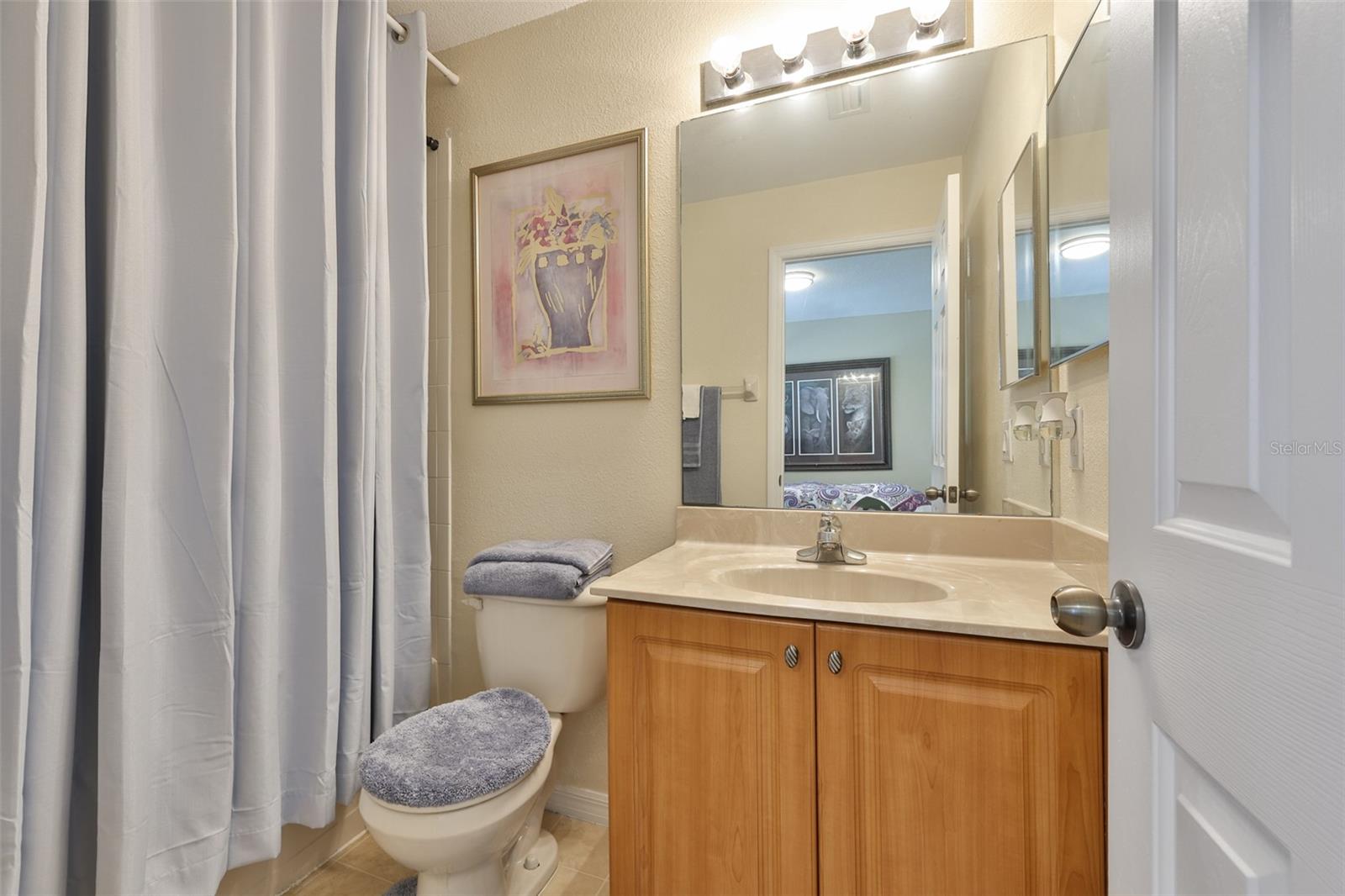 RIVERCREST TWNHMS WEST PHAS - Residential