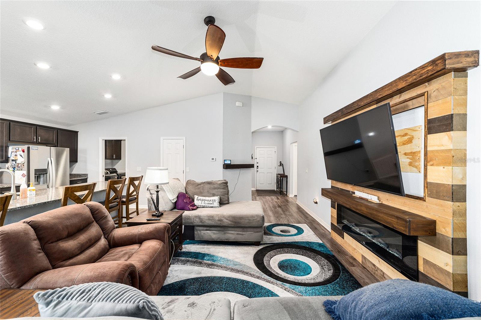 KINGSLAND COUNTRY ESTATE - Residential