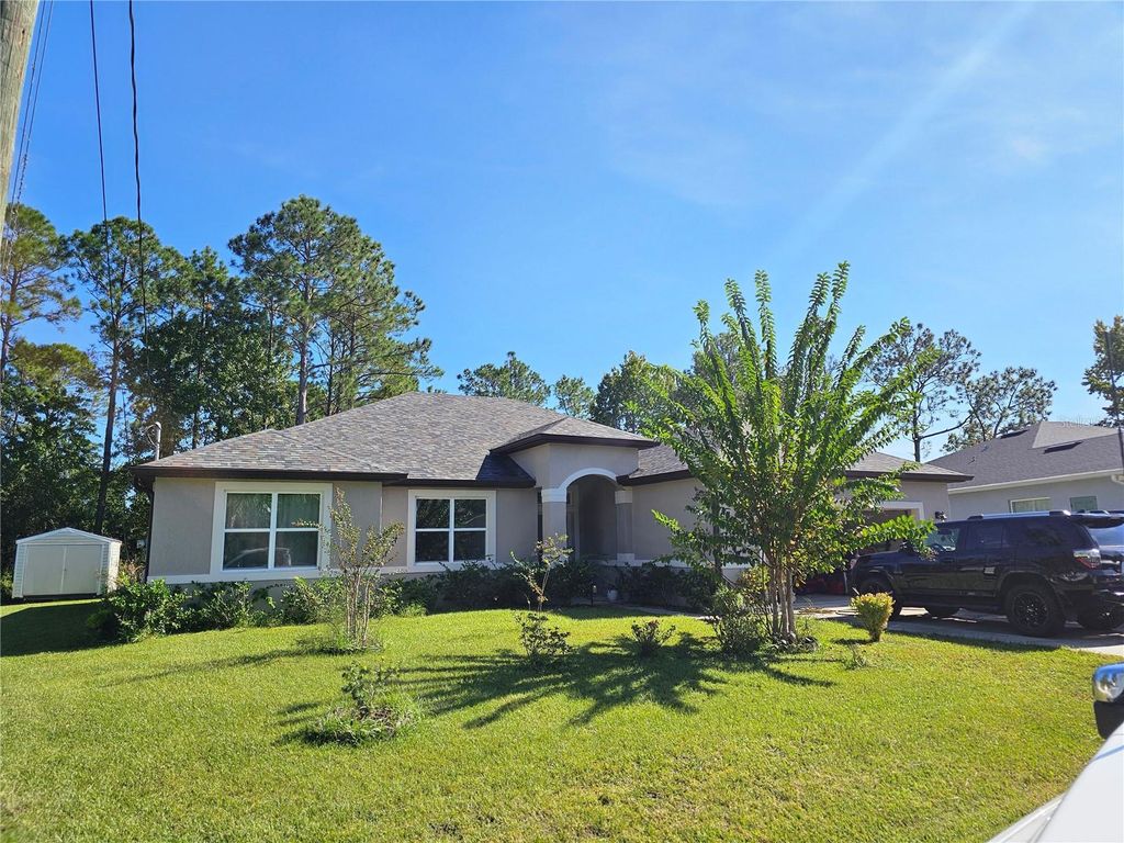 Photo of 6 Wavecrest Place, Palm Coast, FL 32164 (MLS # FC313663)