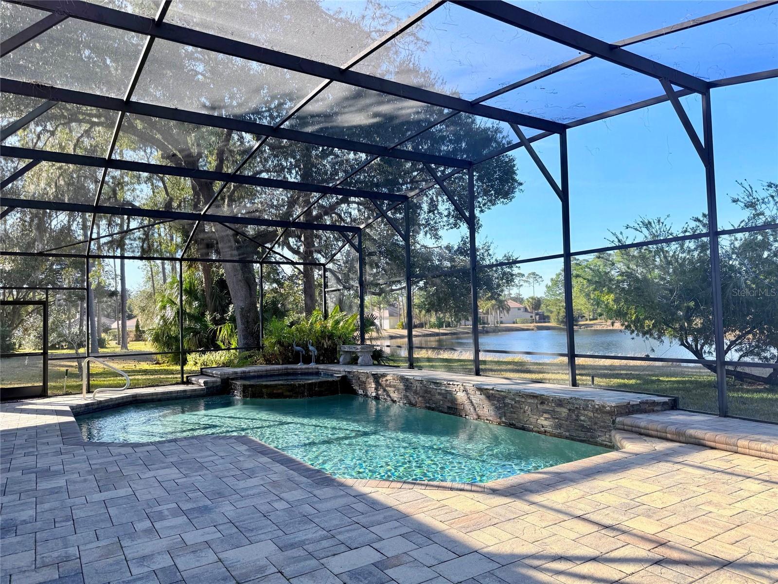 502 WILLOWLAKE COURT