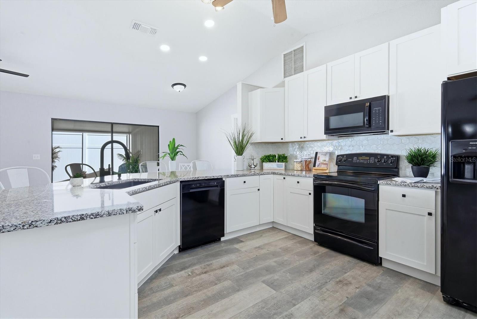 TALIESCENT - Residential