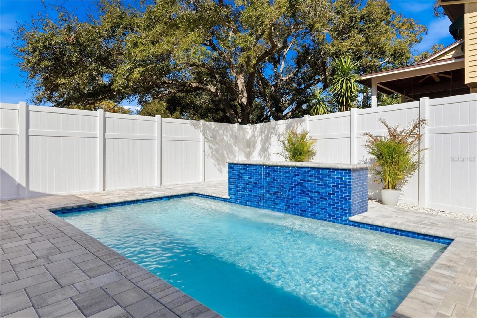 TALIESCENT - Residential