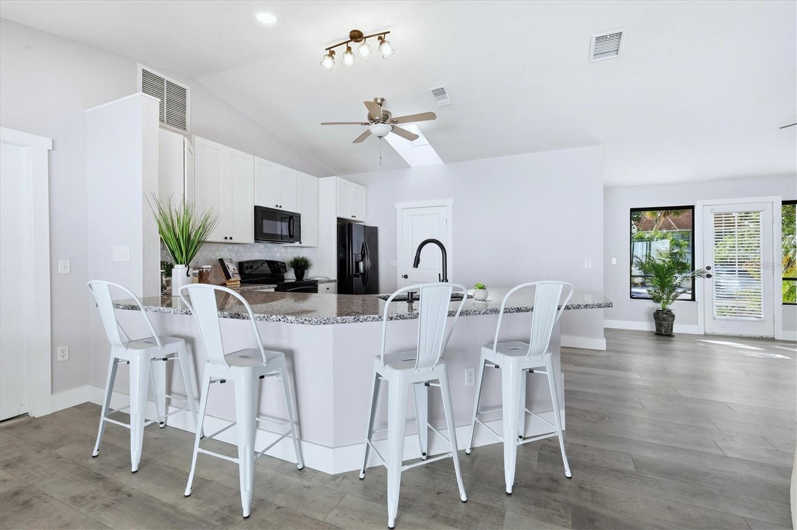 TALIESCENT - Residential