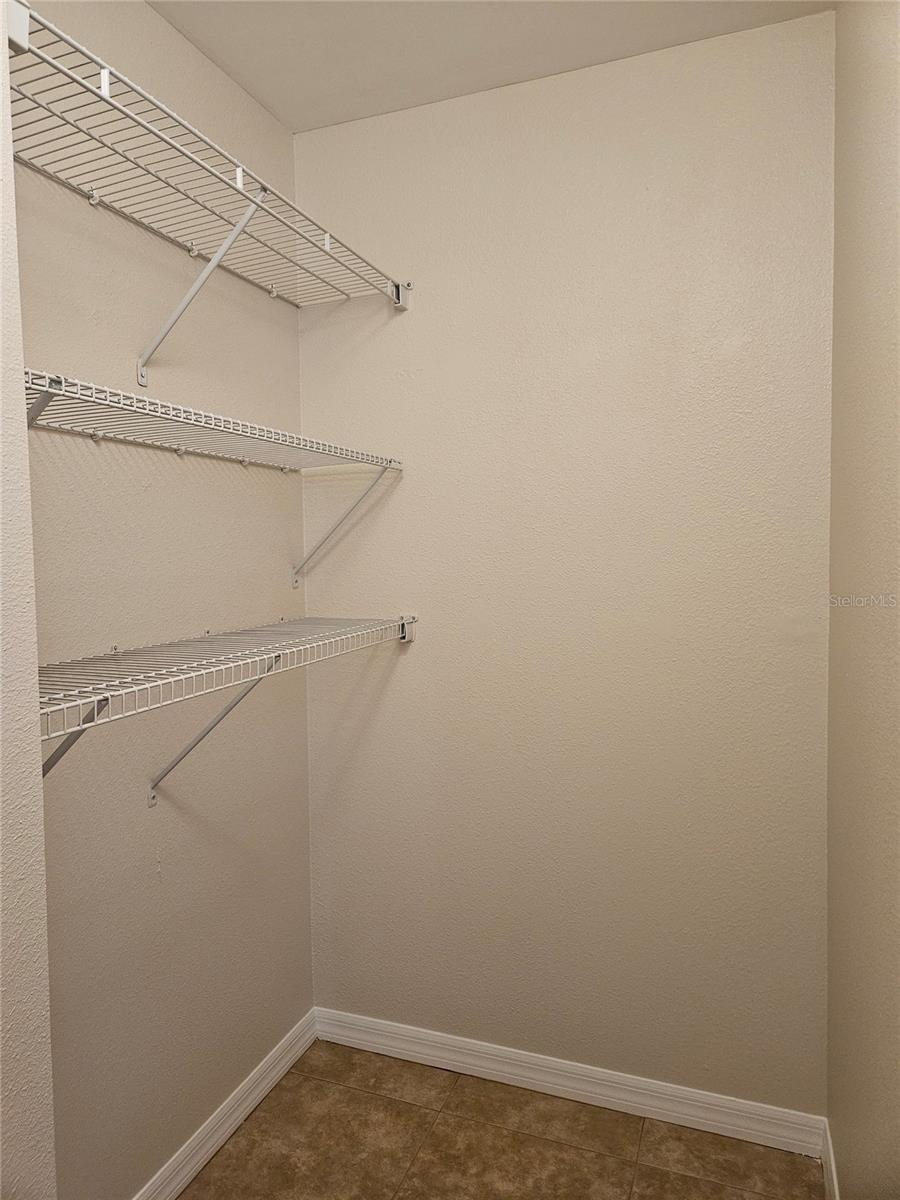 CONCORD STATION PH 04 UNS A & B - Residential Lease