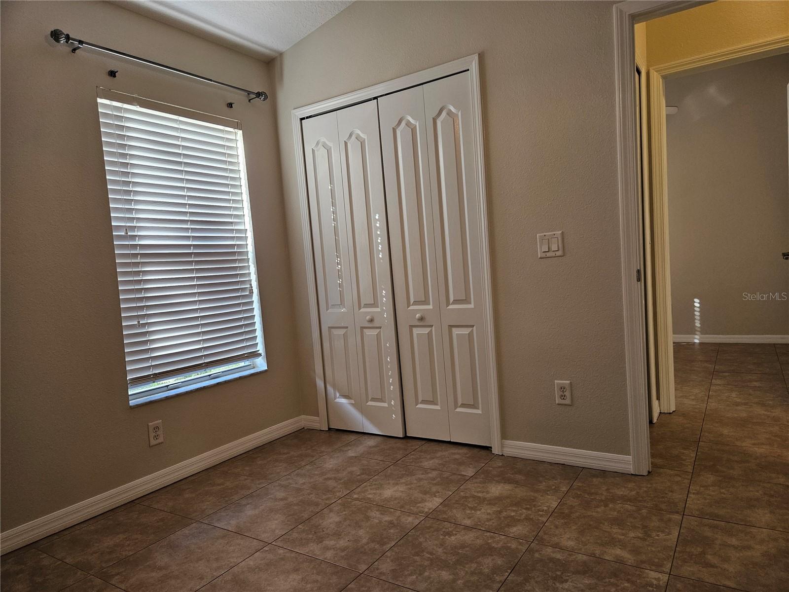 CONCORD STATION PH 04 UNS A & B - Residential Lease