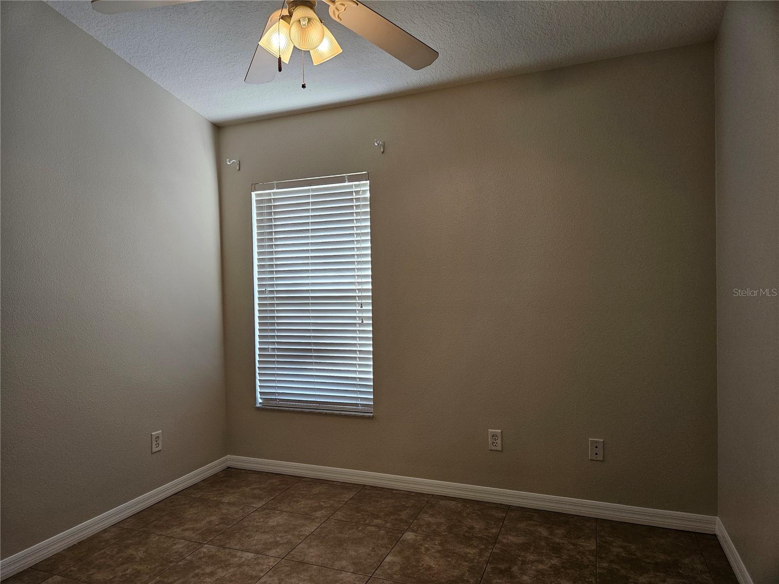 CONCORD STATION PH 04 UNS A & B - Residential Lease