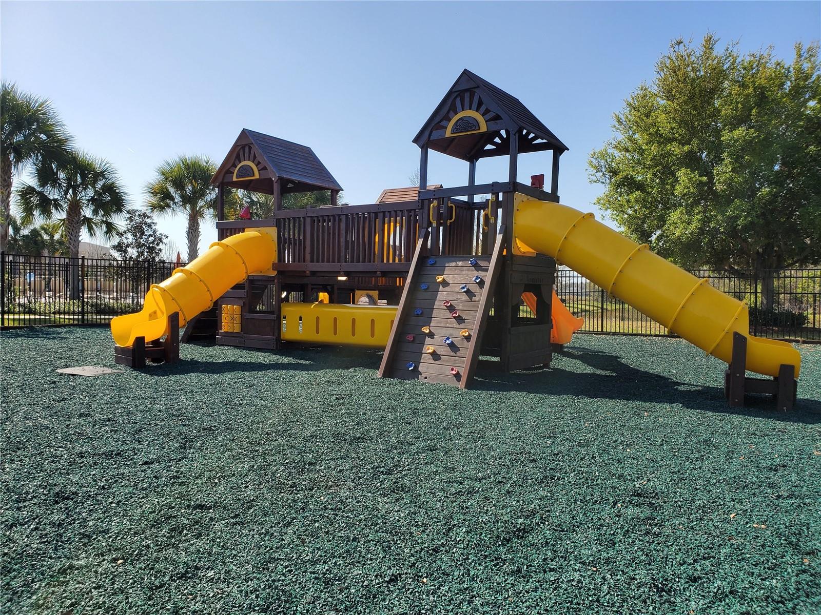 CONCORD STATION PH 04 UNS A & B - Residential Lease