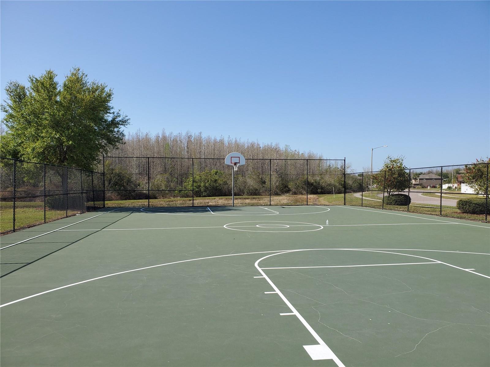 CONCORD STATION PH 04 UNS A & B - Residential Lease