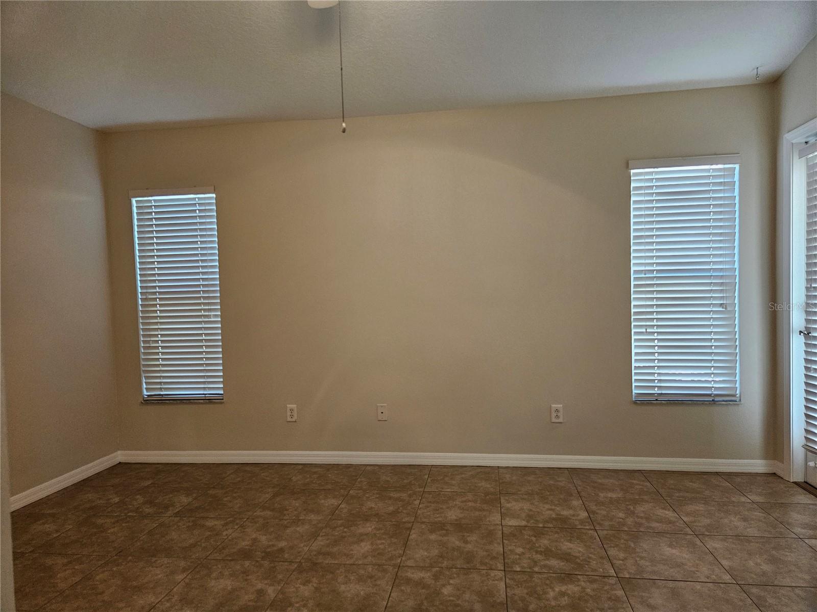 CONCORD STATION PH 04 UNS A & B - Residential Lease