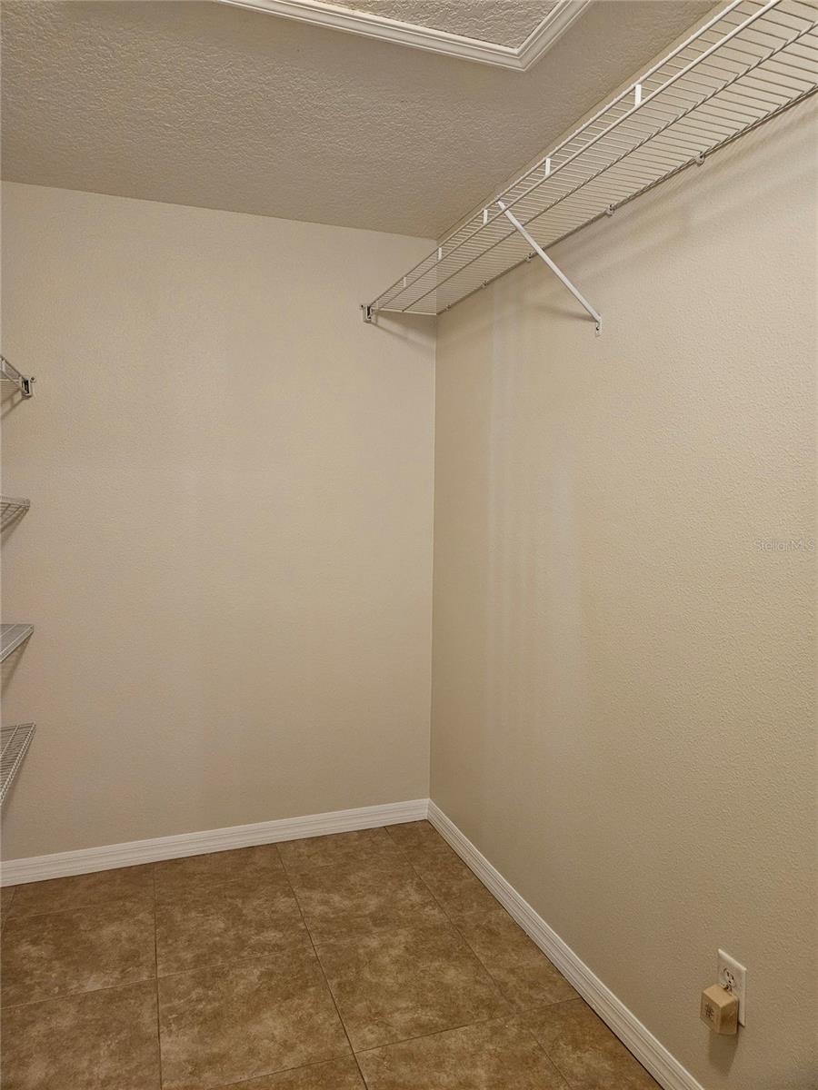 CONCORD STATION PH 04 UNS A & B - Residential Lease