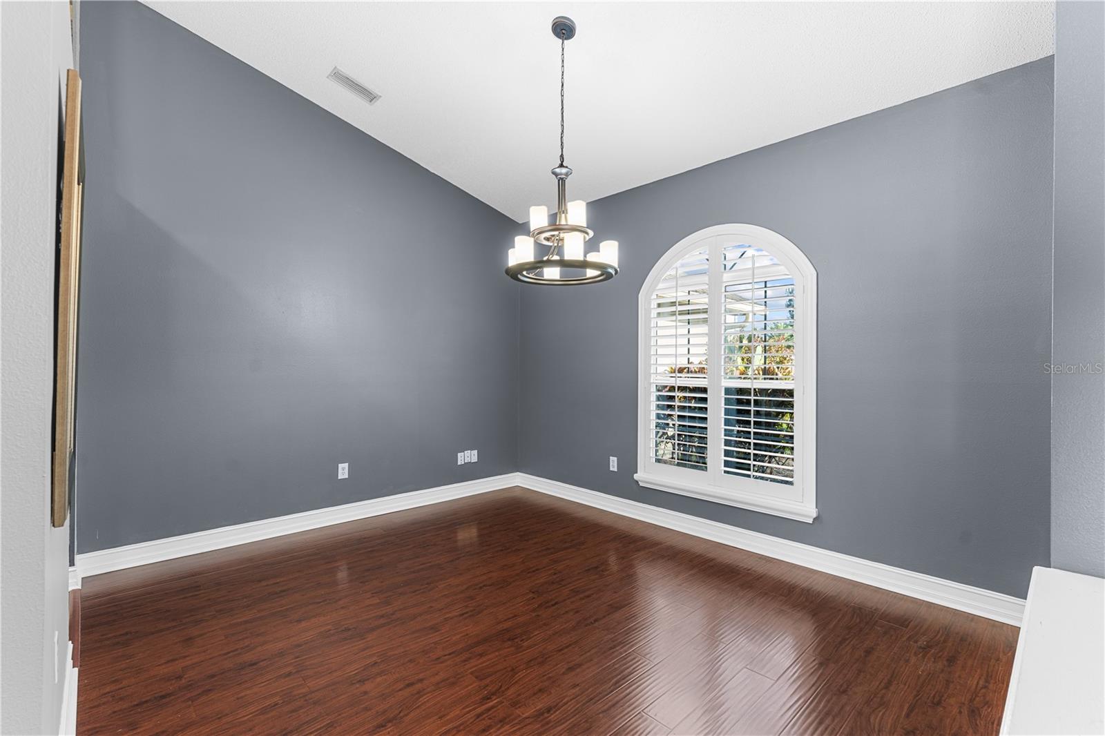 GRAND OAKS - Residential