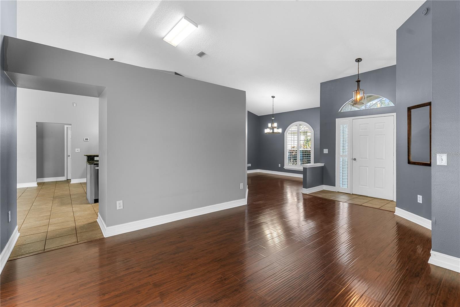 GRAND OAKS - Residential