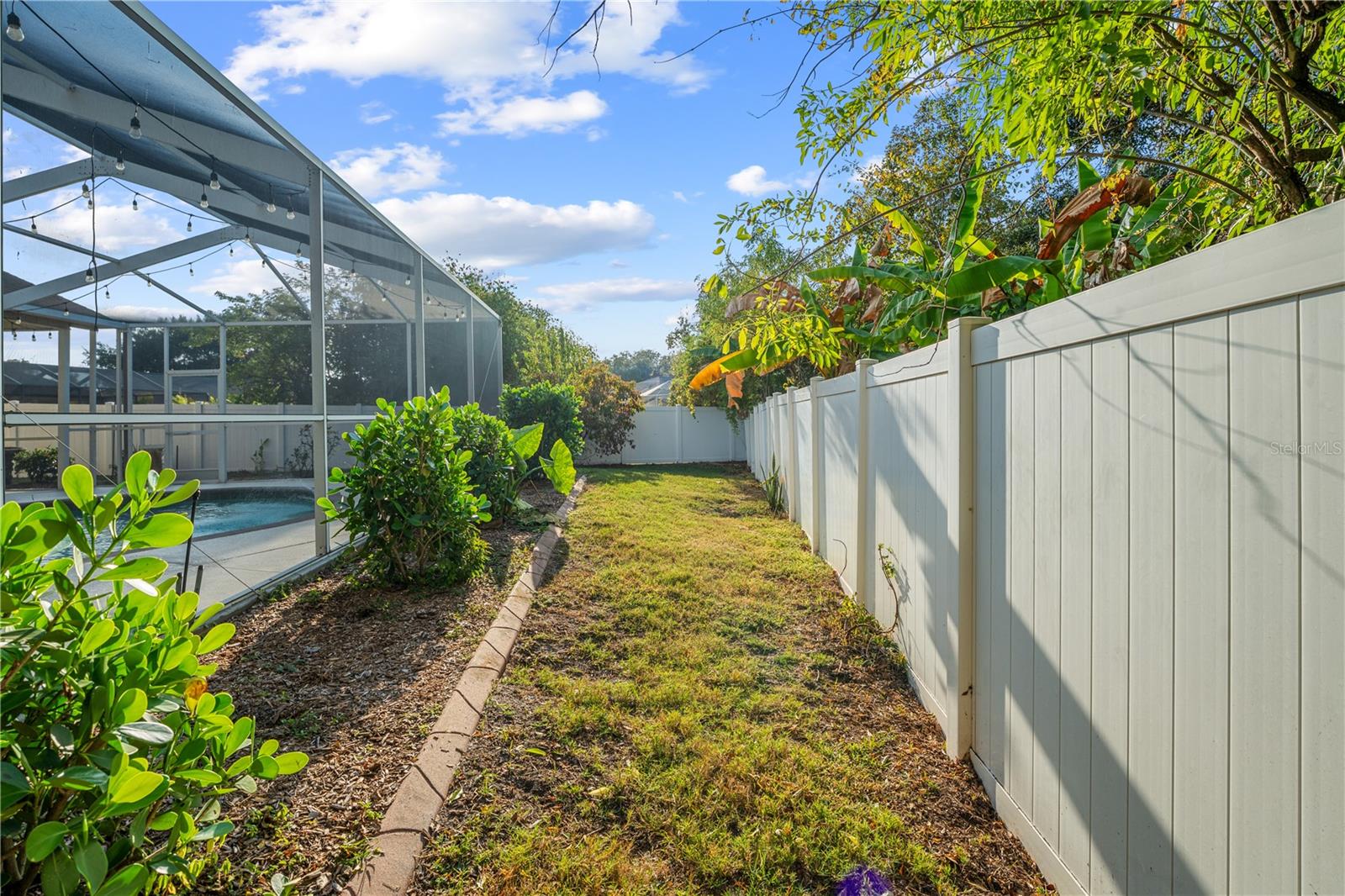 GRAND OAKS - Residential