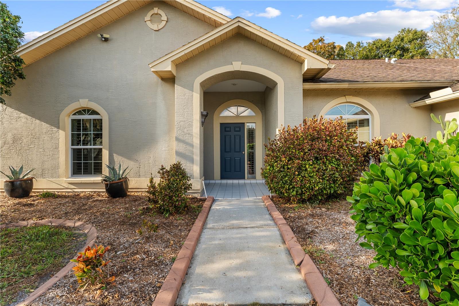 GRAND OAKS - Residential