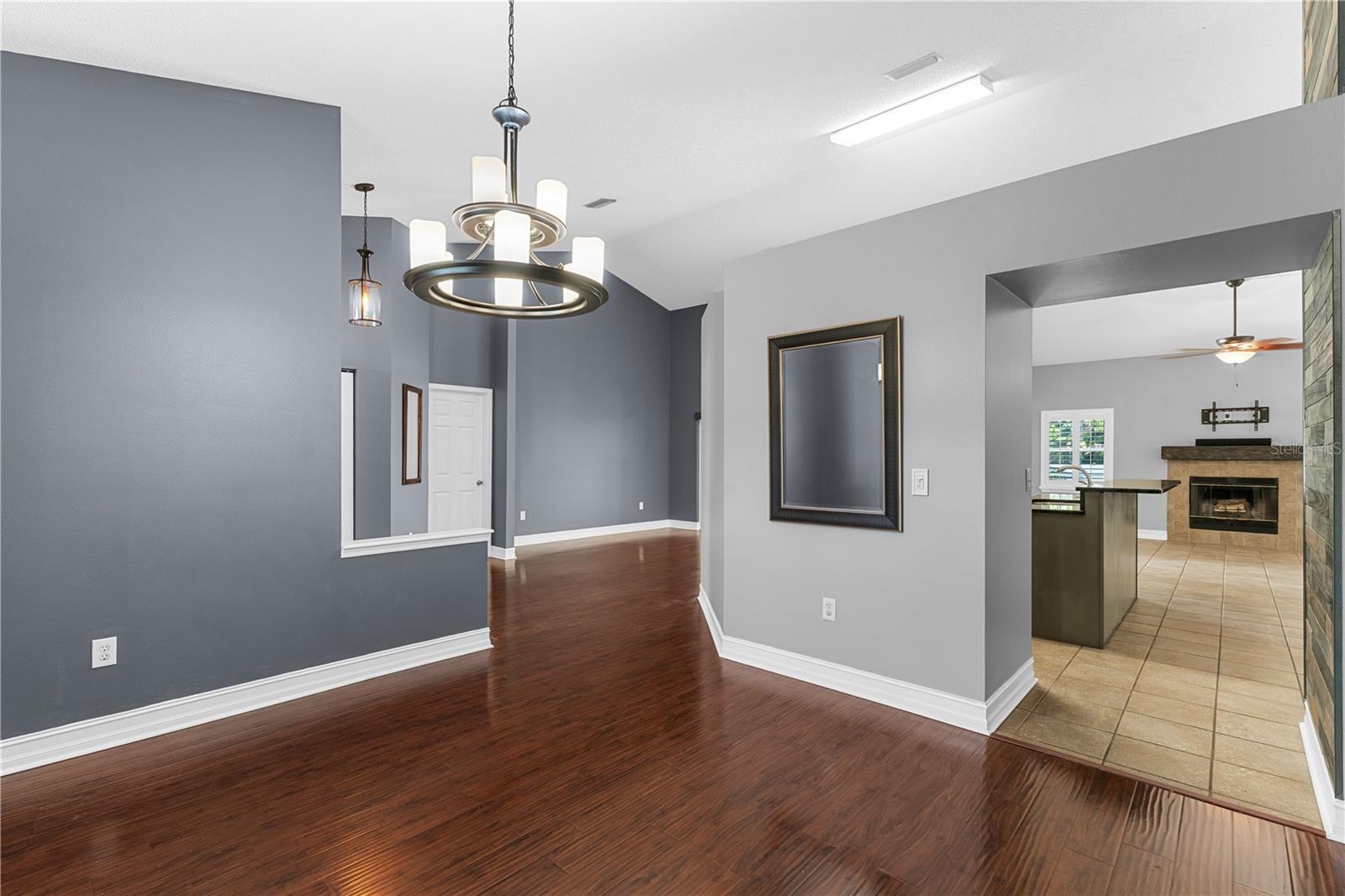 GRAND OAKS - Residential