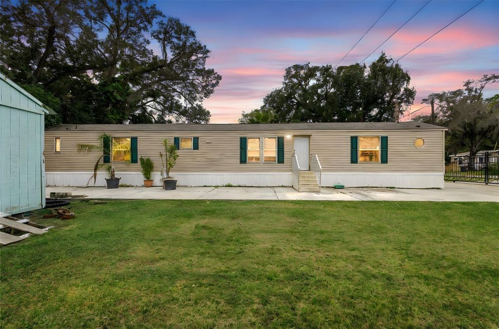 Photo of 2530 Cresap Street, Lakeland, FL 33815 (MLS # L4960011)