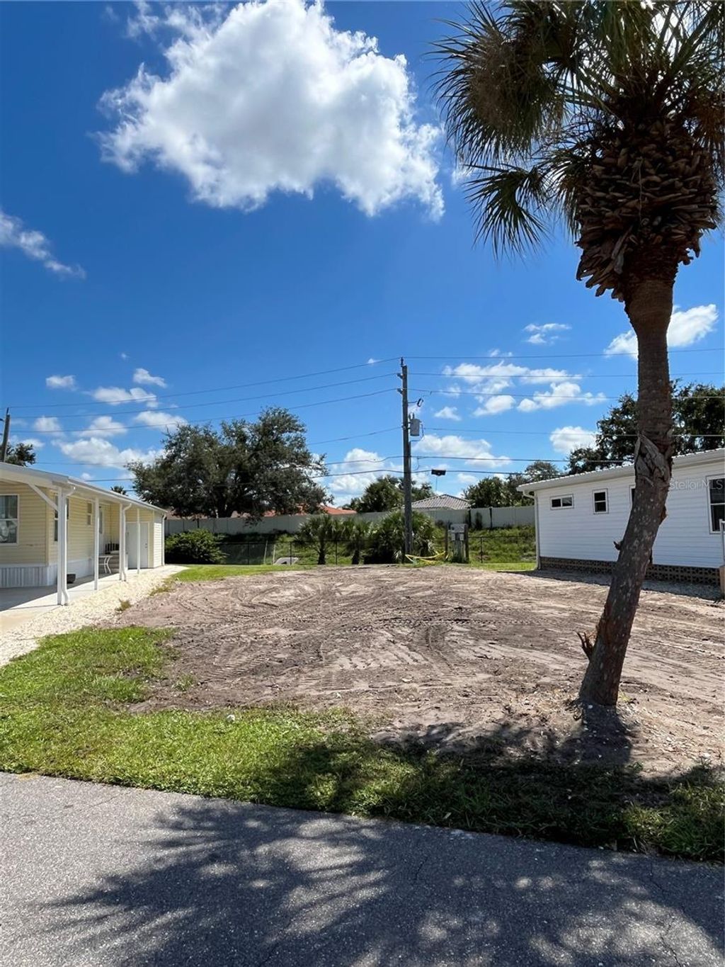 Venice Island Homes & Condos for Sale 15 Photo of Venice, FL 34285 (MLS # A4665546)