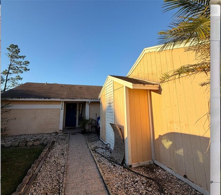 3234 FOX LAKE DR, TAMPA, FL 33618 - Image a5121909790e9a9bdf55efbb862d92b5/147906262