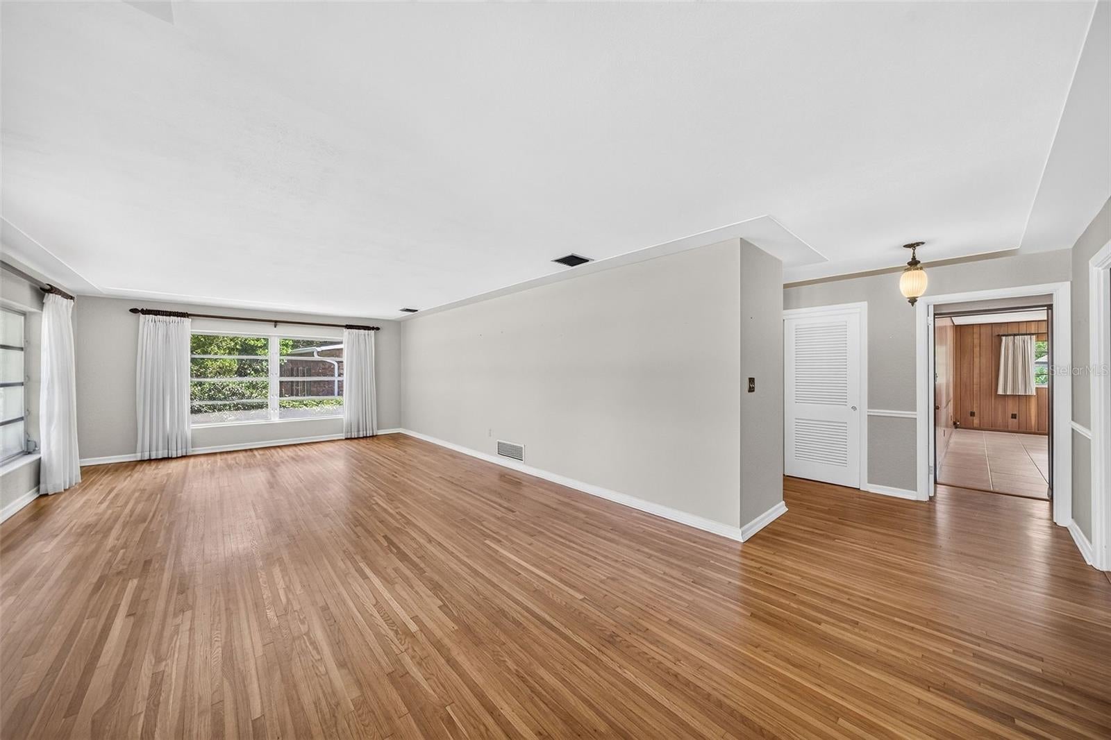 3206 ARDSLEY DRIVE