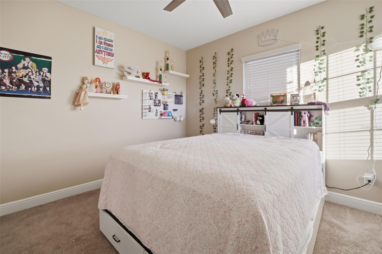 SEVEN OAKS - Residential