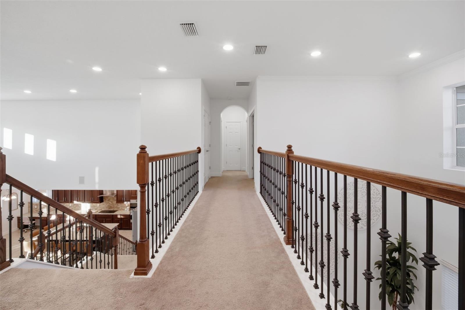 SEVEN OAKS - Residential