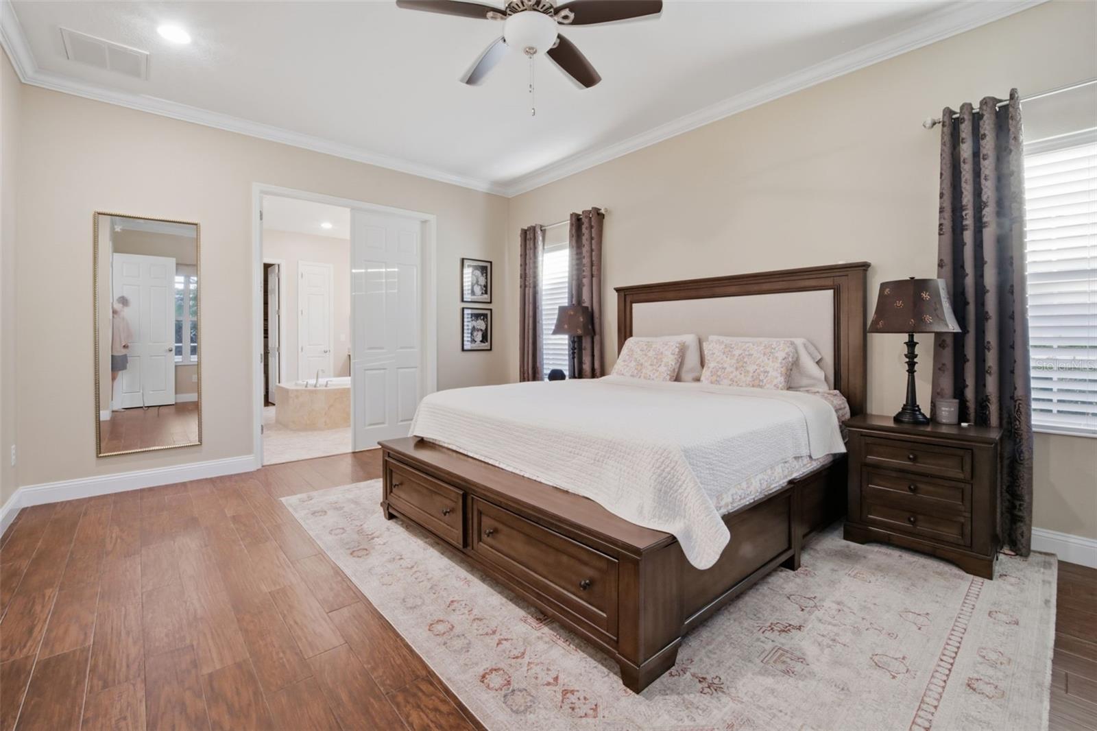 SEVEN OAKS - Residential