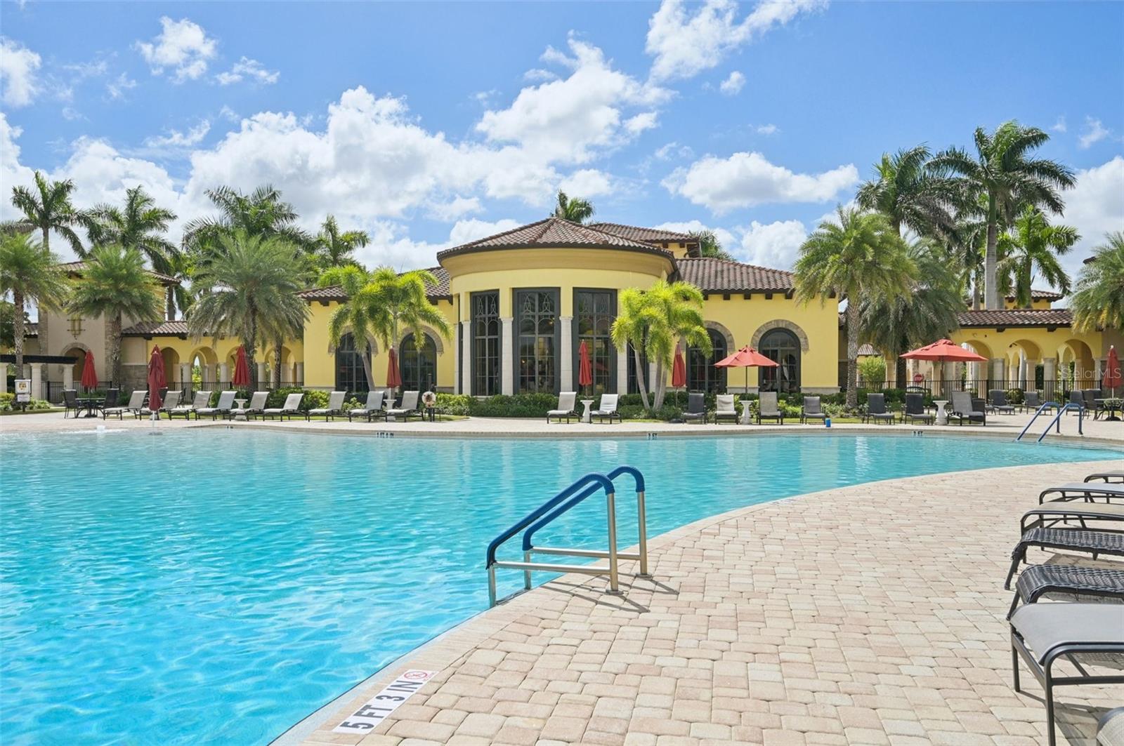 GRAN PARADISO TWNHMS 1B - Residential