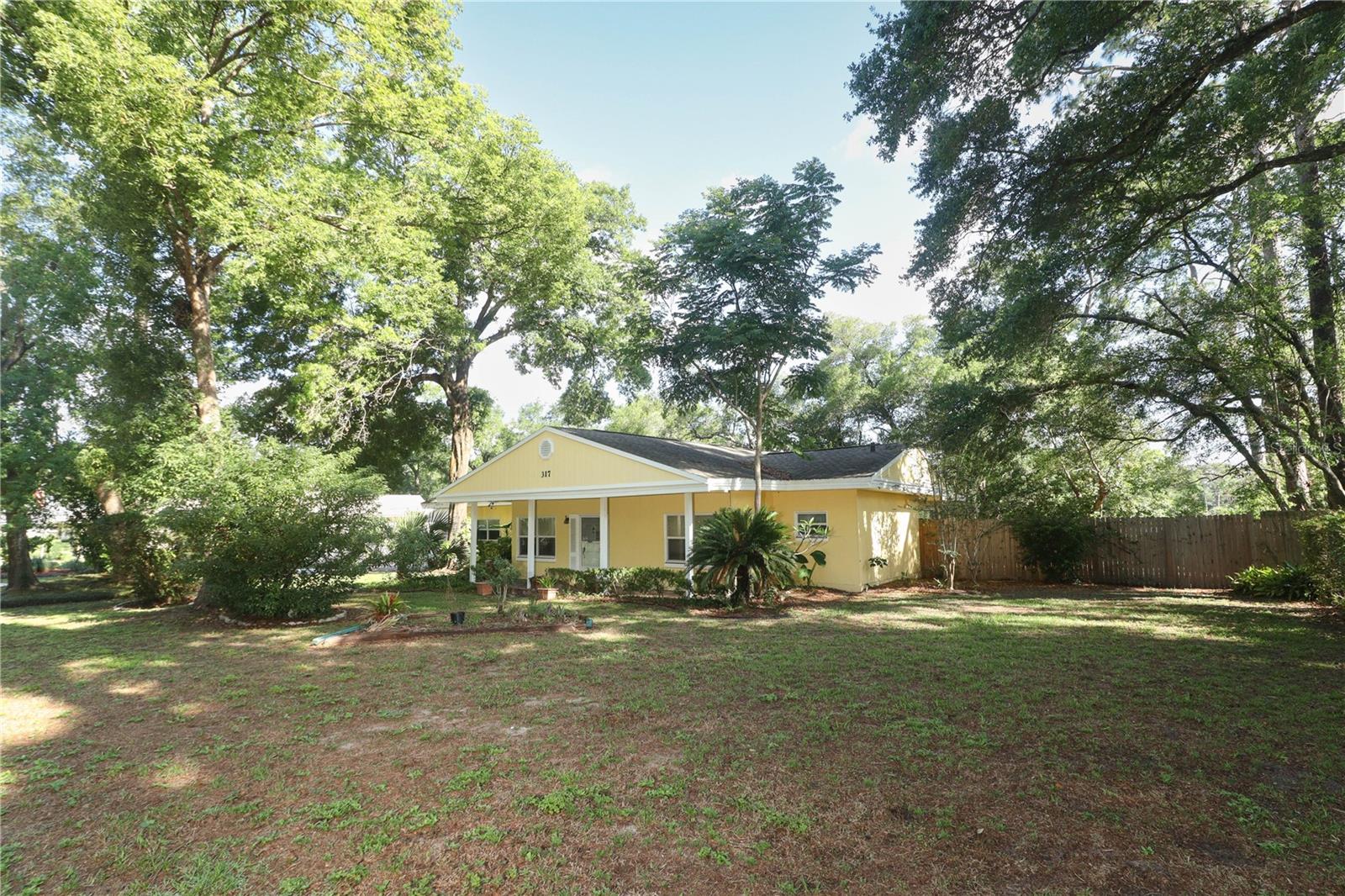 317 WHITE OAK DRIVE