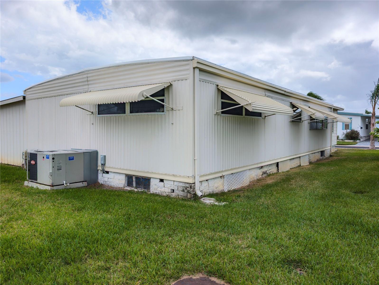 TARPON SHORES MOBILE HOME VILLAGE UNREC - Residential