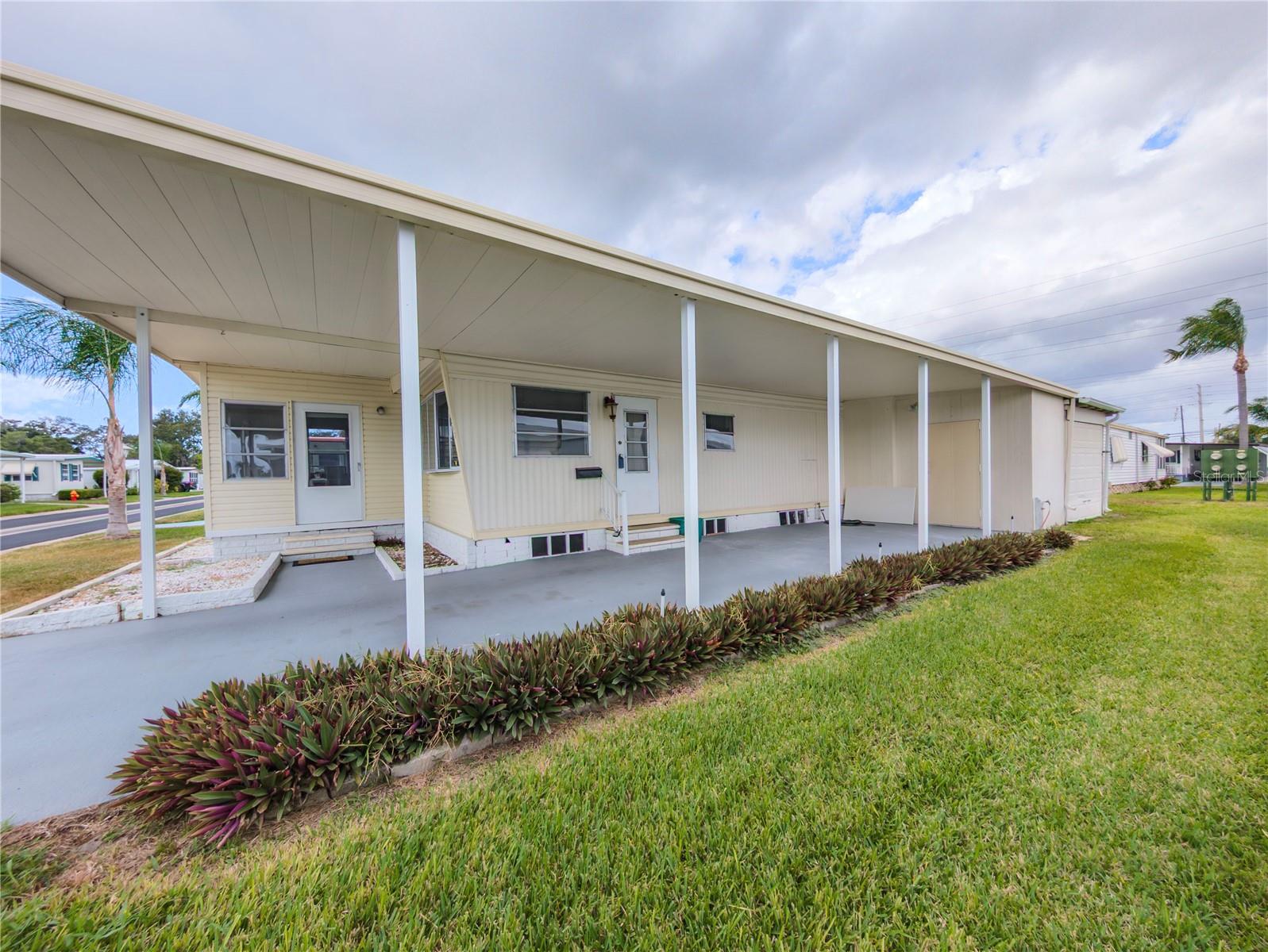 TARPON SHORES MOBILE HOME VILLAGE UNREC - Residential
