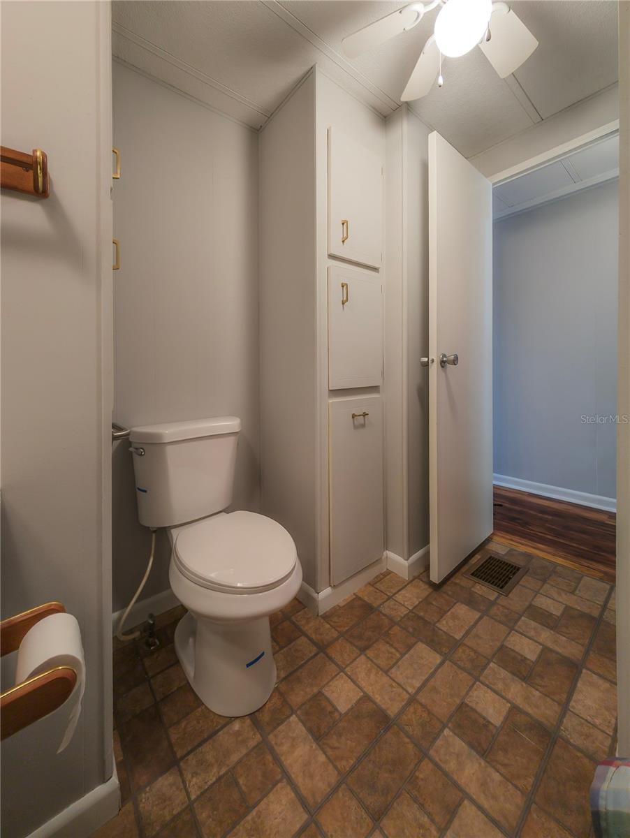 TARPON SHORES MOBILE HOME VILLAGE UNREC - Residential