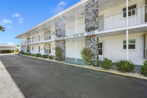 Photo of 3950 Roxane Boulevard #2B, Sarasota, FL 34235 (MLS # A4683999)