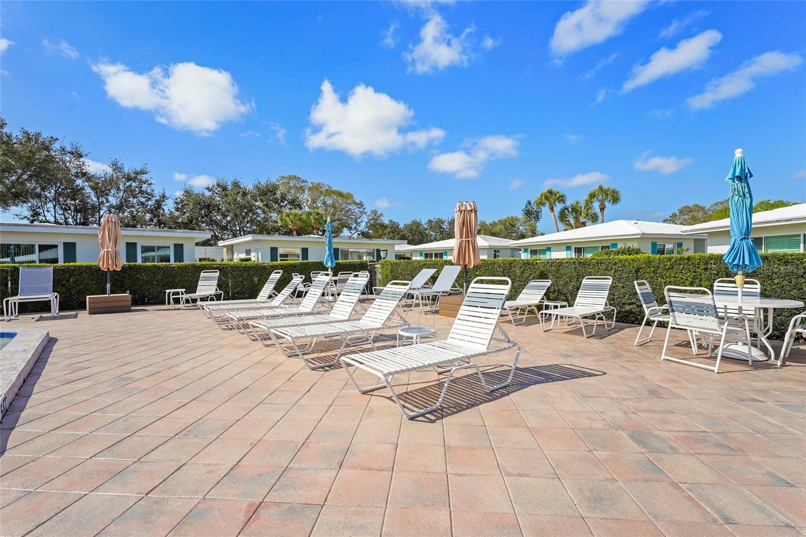 STRATHMORE VILLAGE GREEN - Residential